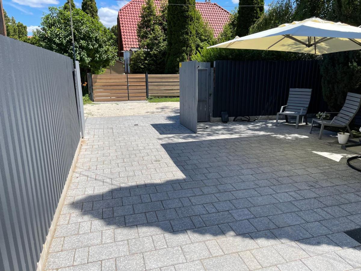 Nora Apartman Balatonkenese Kültér fotó