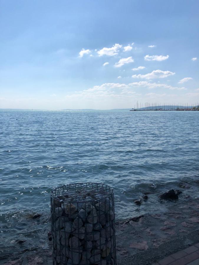 Nora Apartman Balatonkenese Kültér fotó
